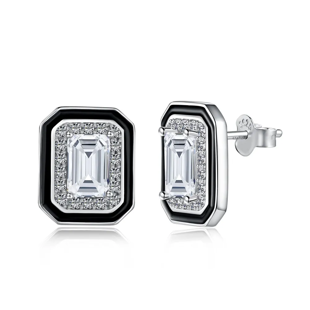 Black Enamel Zirconia Stud Earring 40200410